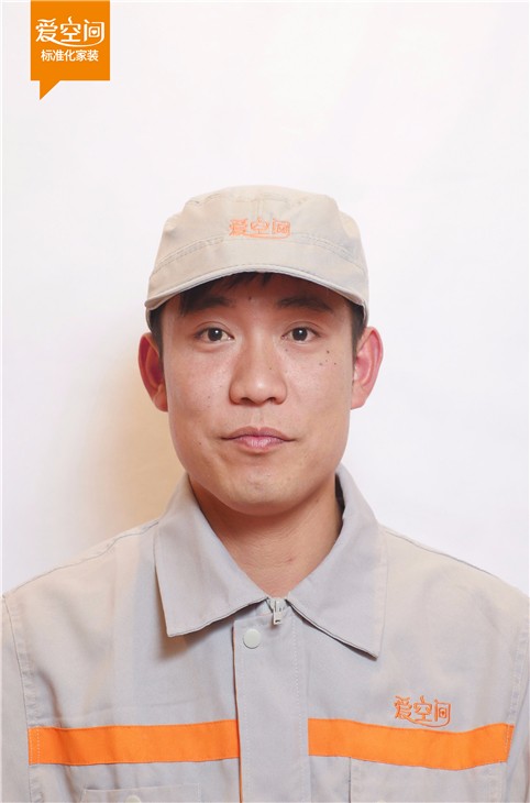 王卫东